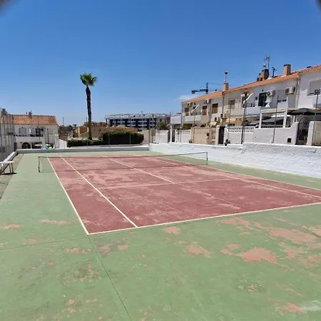 Family-friendly Apartment-torrevieja شقة